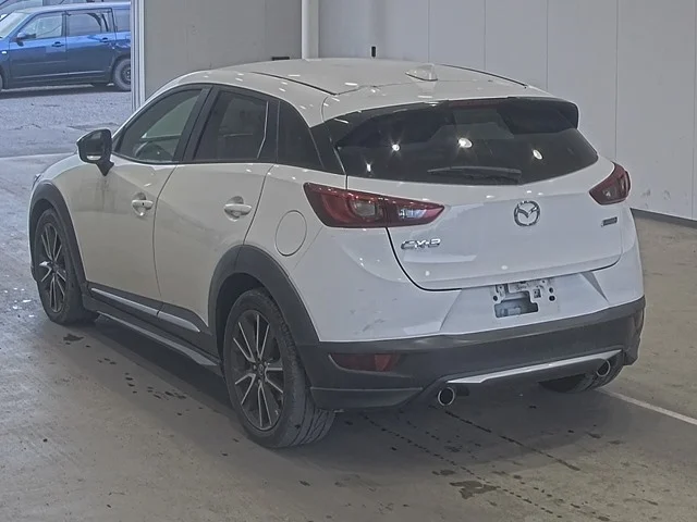 Mazda CX-3 — фото 2