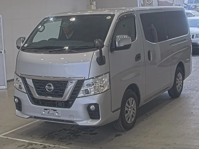 Nissan CARAVAN VAN — фото 1