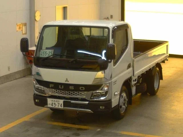 Mitsubishi CANTER — фото 1