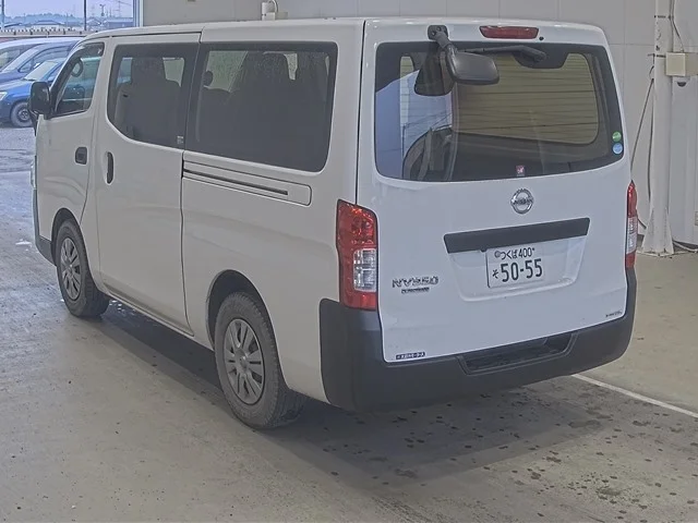 Nissan CARAVAN VAN — фото 2