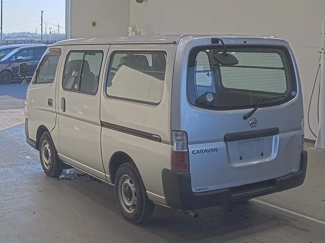 Nissan CARAVAN VAN — фото 2