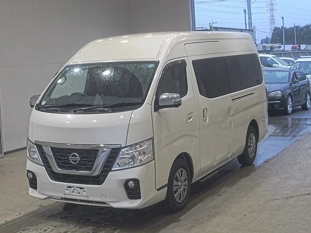 Nissan CARAVAN — фото 1