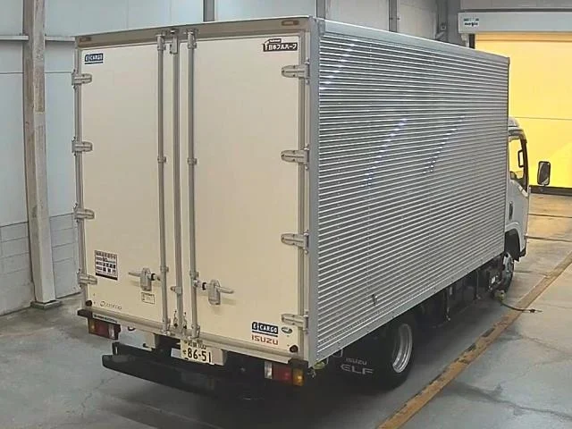 Isuzu ELF — фото 2