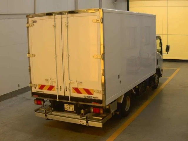 Isuzu ELF — фото 2