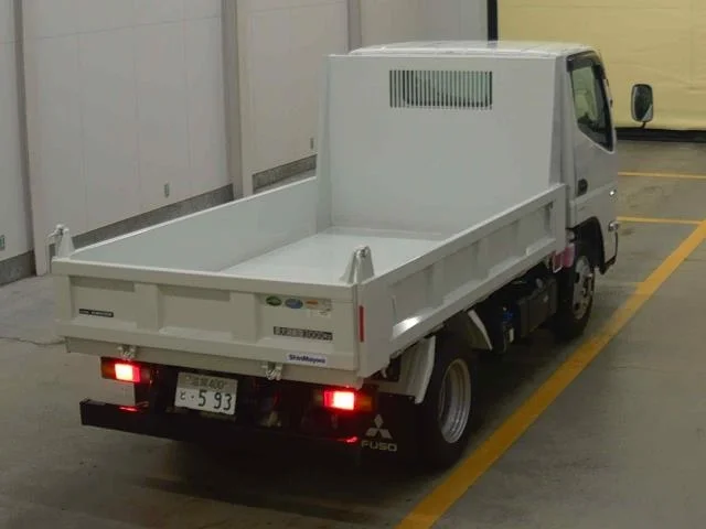 Mitsubishi CANTER — фото 2