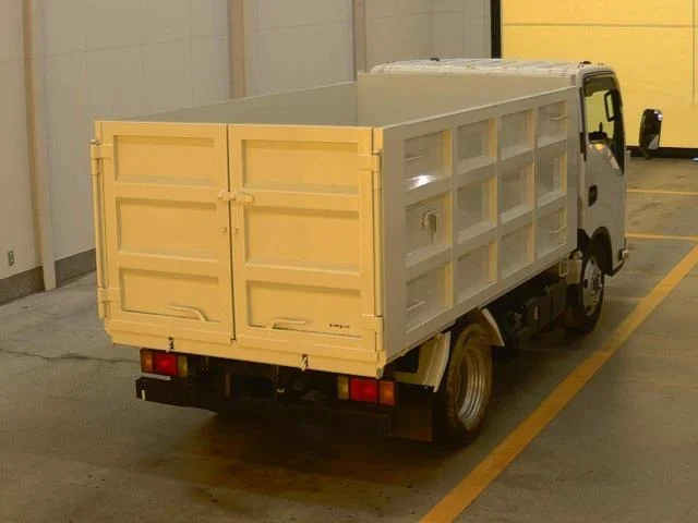 Isuzu ELF — фото 2