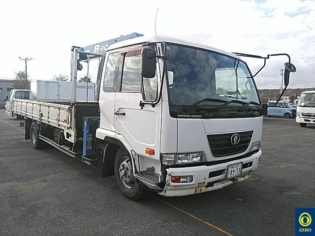 Nissan CONDOR — фото 1