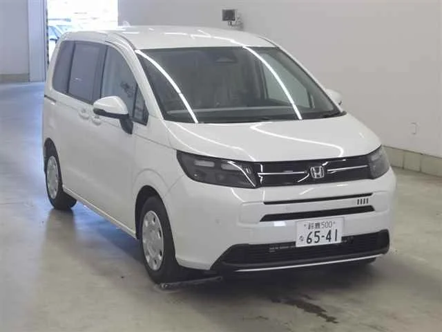 Honda FREED — фото 1