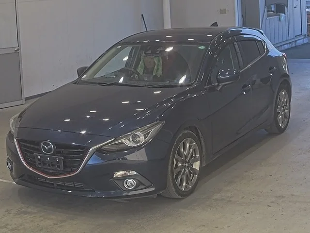 Mazda AXELA — фото 1