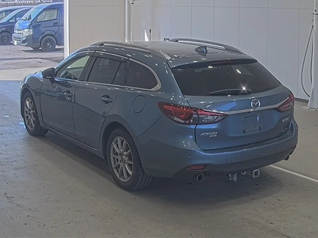 Mazda ATENZA WAGON — фото 2