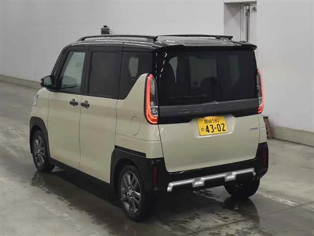 Mitsubishi DELICA MINI — фото 2