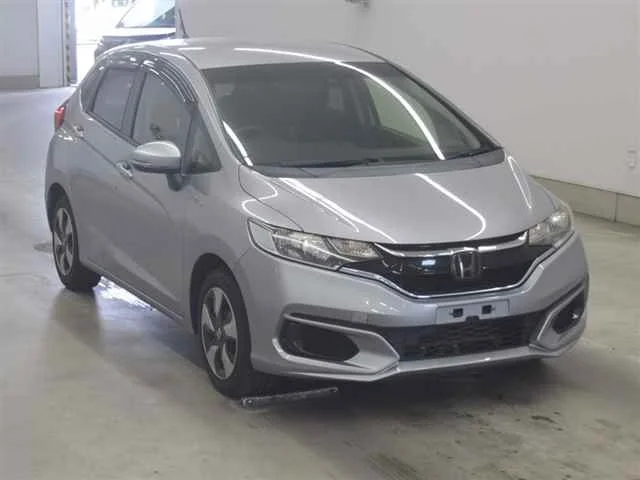 Honda FIT — фото 1