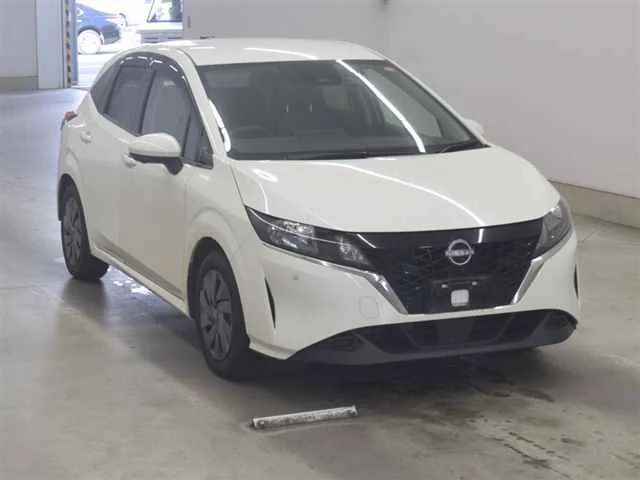 Nissan NOTE — фото 1