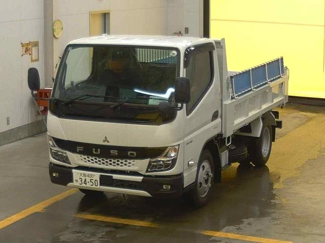 Mitsubishi CANTER — фото 1