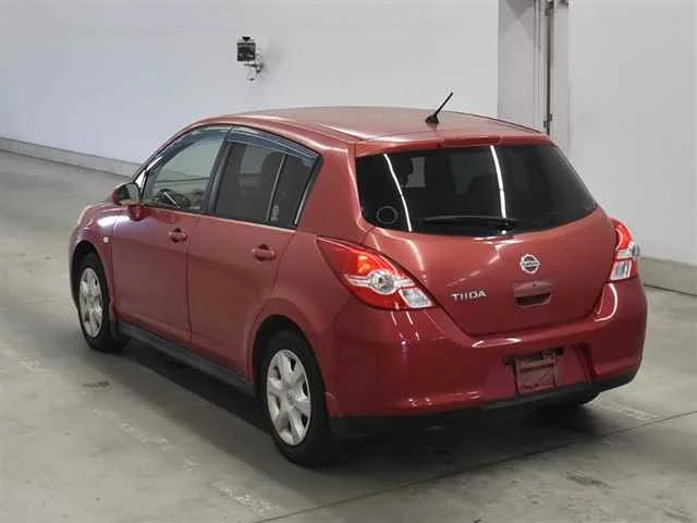 Nissan TIIDA — фото 2