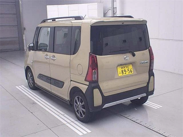 Daihatsu TANTO — фото 2