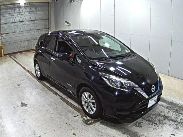 Nissan NOTE — фото 1