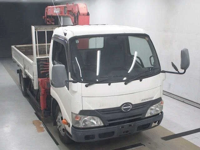 HINO DUTRO — фото 1