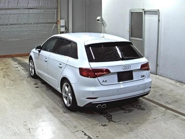 Audi A3 — фото 2