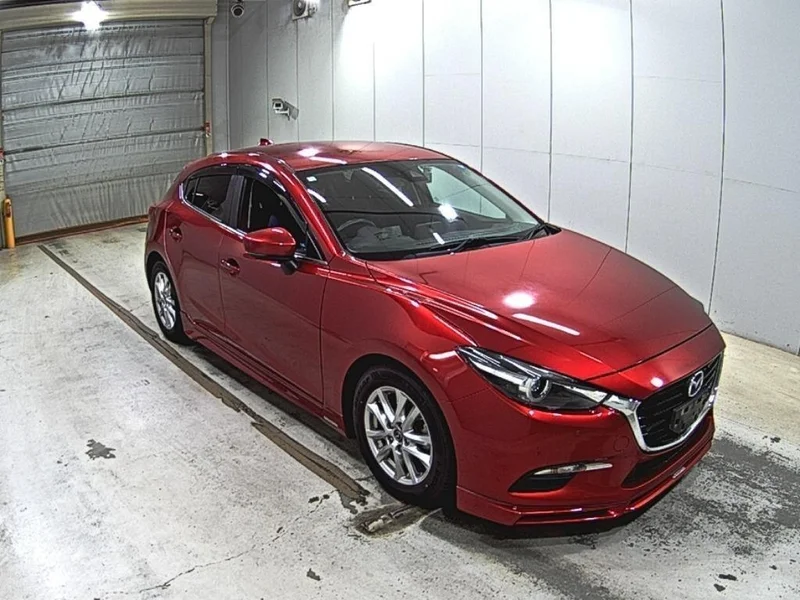 Mazda AXELA — фото 1