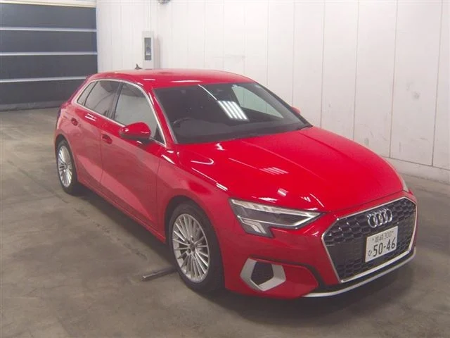 Audi A3 — фото 1