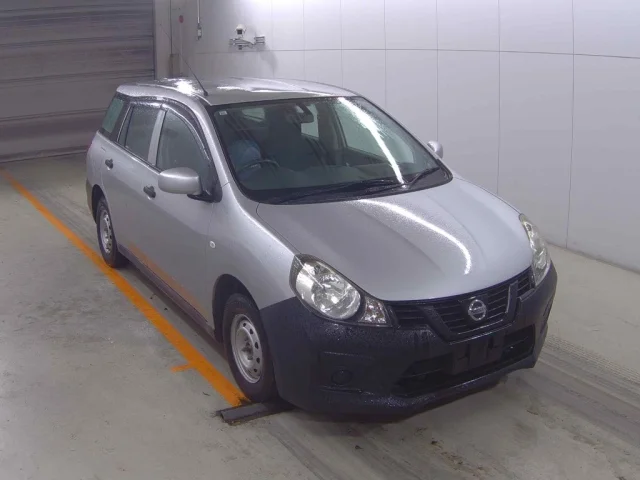 Nissan AD