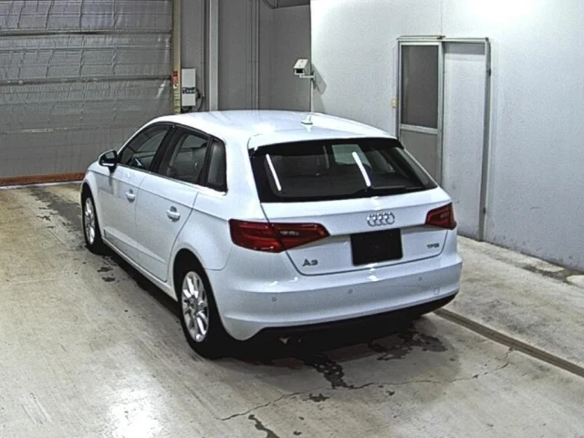 Audi A3 — фото 2