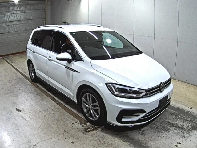 Volkswagen GOLF TOURAN