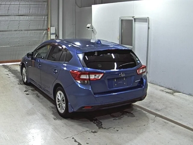 Subaru IMPREZA — фото 2