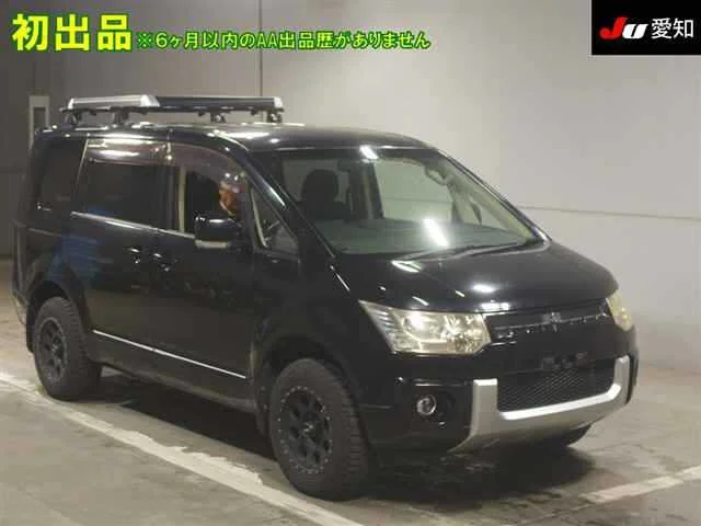 Mitsubishi DELICA D5