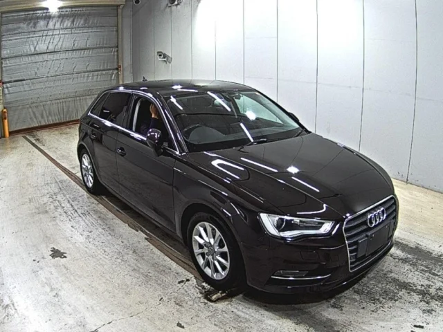 Audi A3 — фото 1