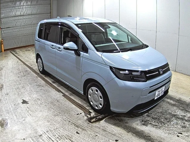 Honda FREED — фото 1