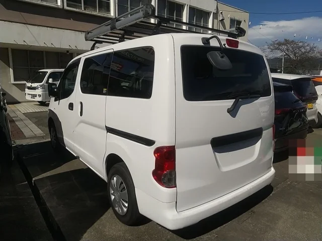 Nissan NV200 — фото 2