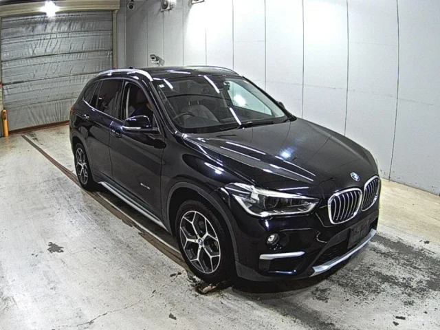 BMW X1 — фото 1