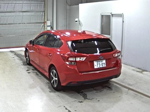 Subaru IMPREZA — фото 2