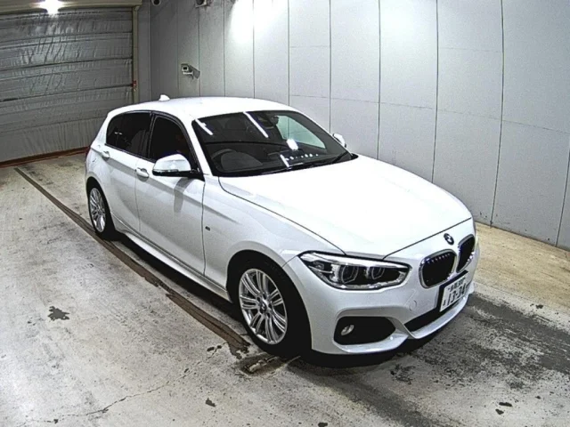 BMW 1-Series — фото 1
