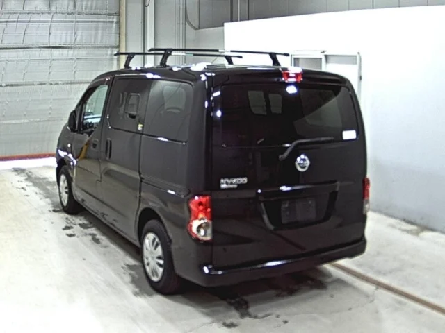 Nissan NV200 — фото 2