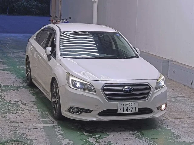 Subaru LEGACY B4 — фото 1