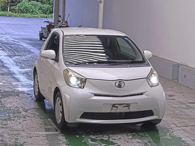 Toyota IQ