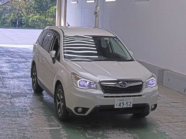 Subaru FORESTER — фото 1