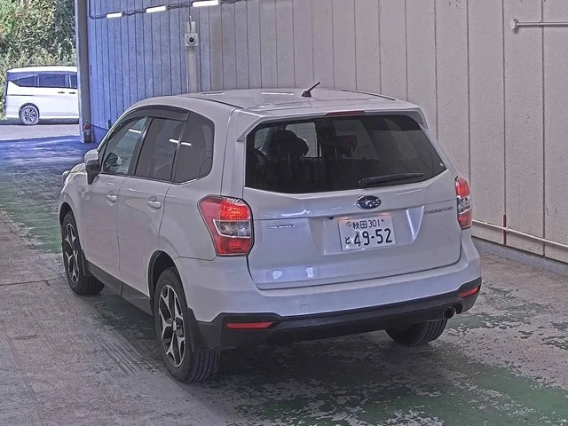 Subaru FORESTER — фото 2