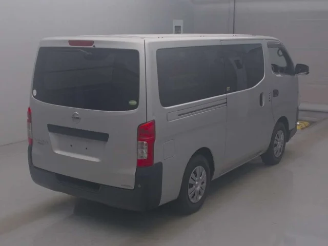 Nissan CARAVAN VAN — фото 2