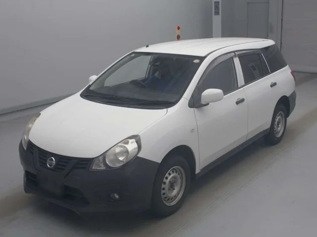 Nissan AD — фото 1