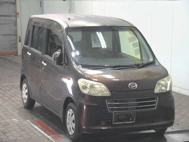 Daihatsu TANTO EXE