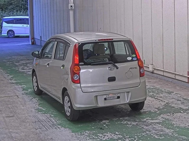 Daihatsu MIRA — фото 2