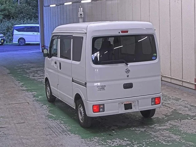Nissan CLIPPER VAN — фото 2