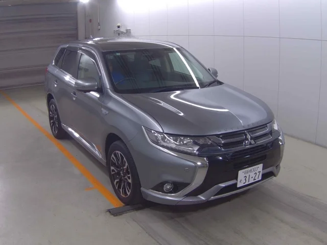 Mitsubishi OUTLANDER PHEV
