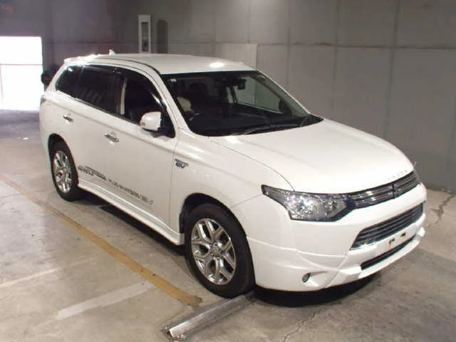 Mitsubishi OUTLANDER PHEV