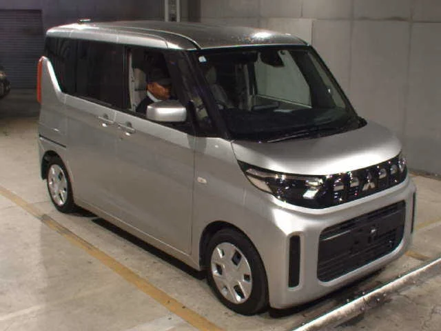 Mitsubishi EK SPACE