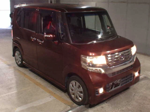 Honda N BOX PLUS — фото 1